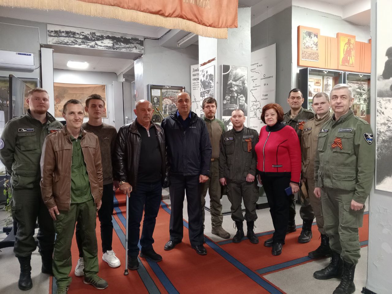 Музей боевой славы г. Снежное Музей боевой славы г. Снежное