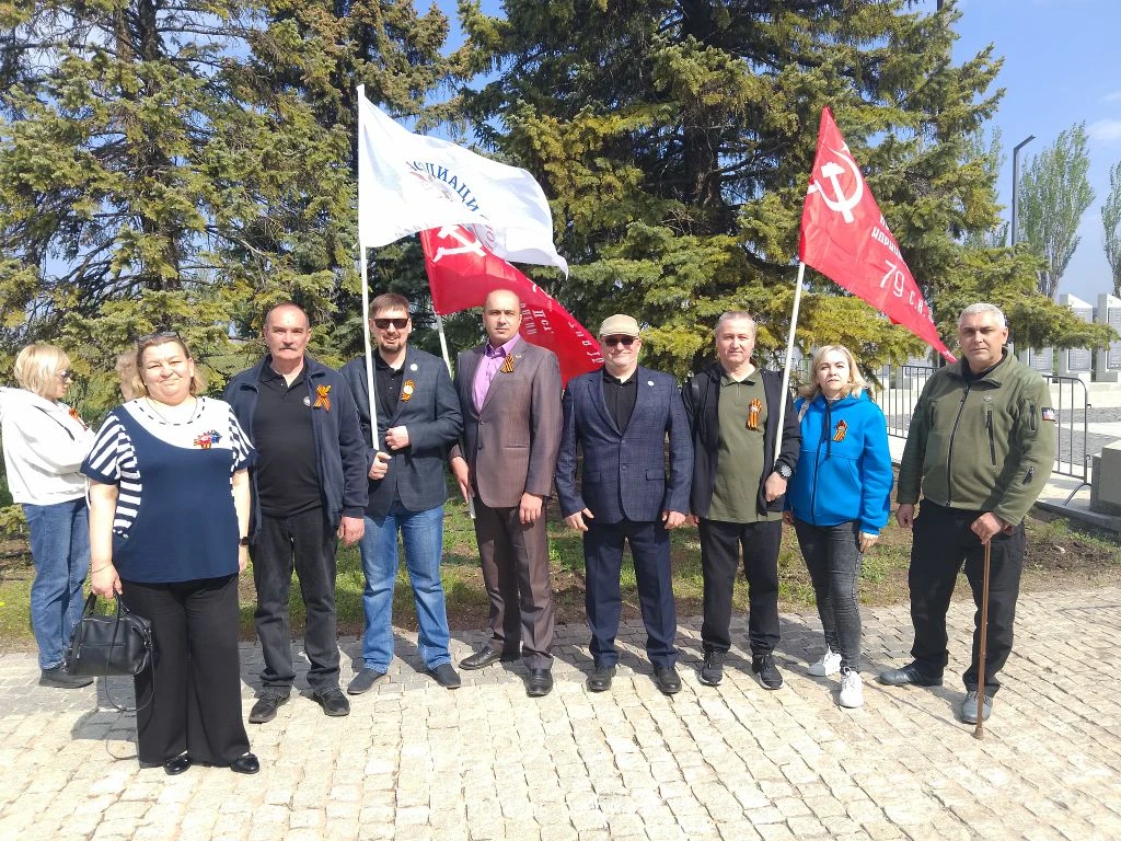 Торжественное мероприятие на Саур-Могиле.